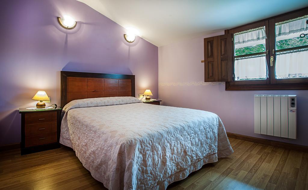 Apartamentos El Pradon De Santa Marina Parres de Llanes Zimmer foto